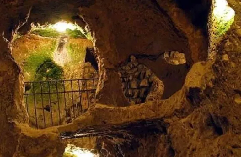 La Città Sotterranea di Derinkuyu