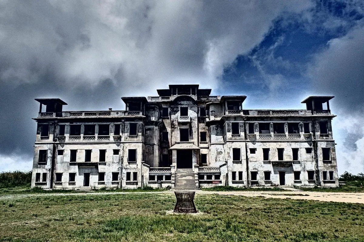 Bokor Hill Station