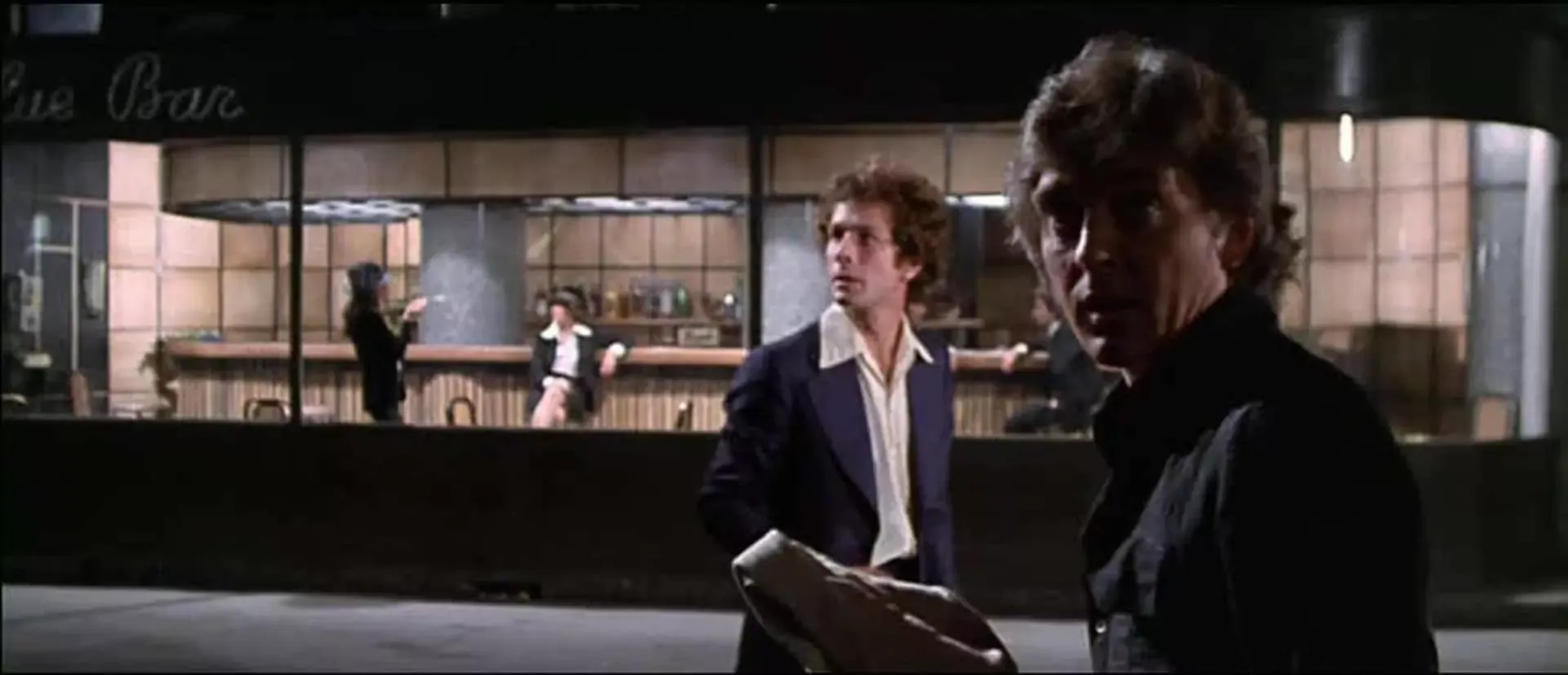 Profondo Rosso, Edward Hopper ed il Blue Bar