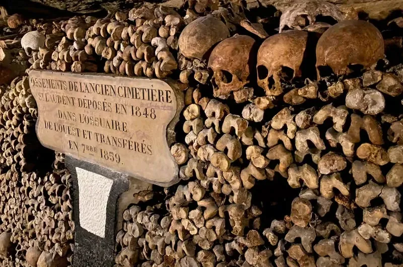 Le Catacombe di Parigi